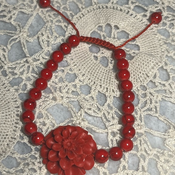 Red Beaded Flower Bracelet - Picture 1 of 5
